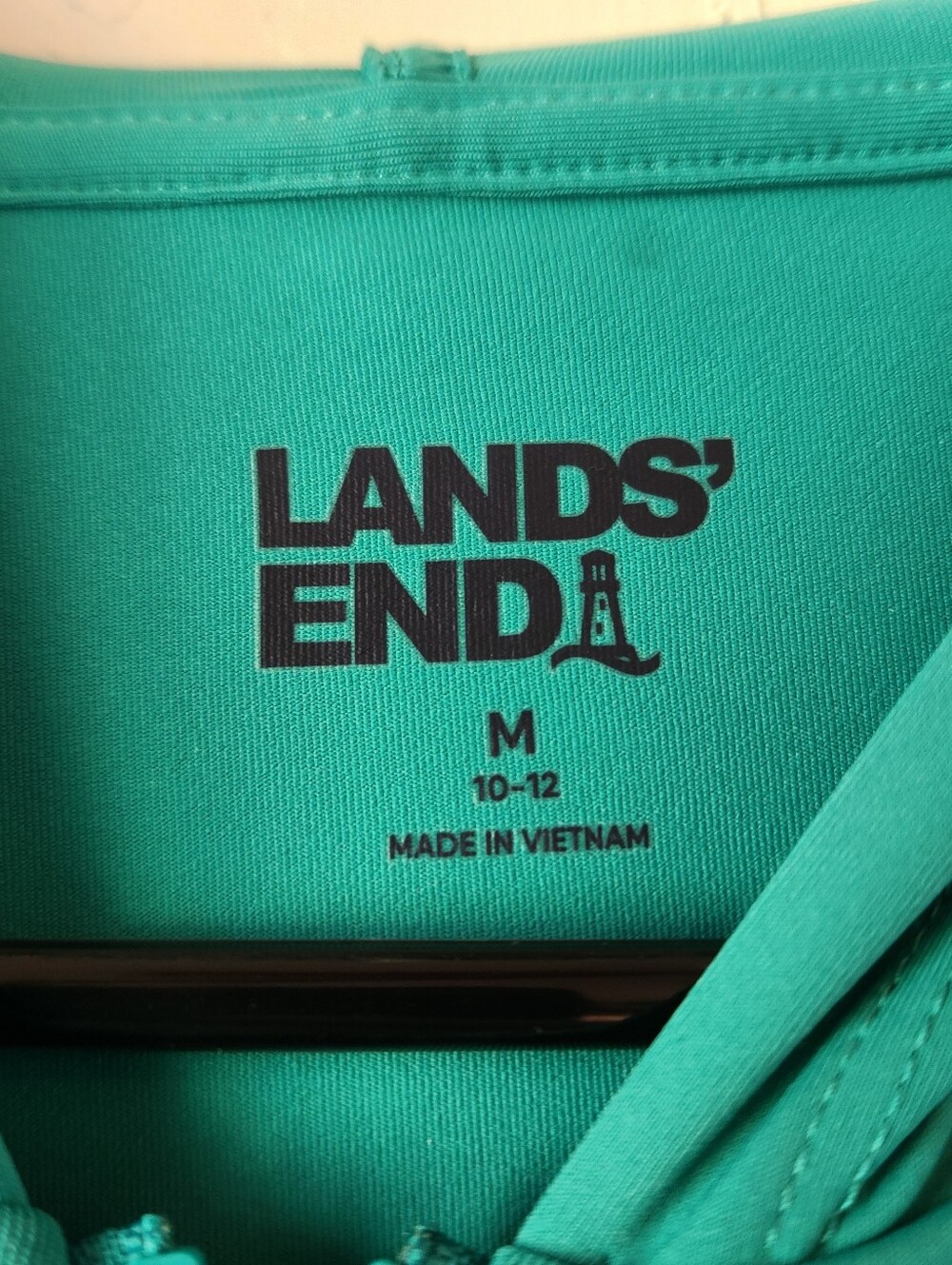 Lands' End Hooded Rash Guard - Picture 3 of 4